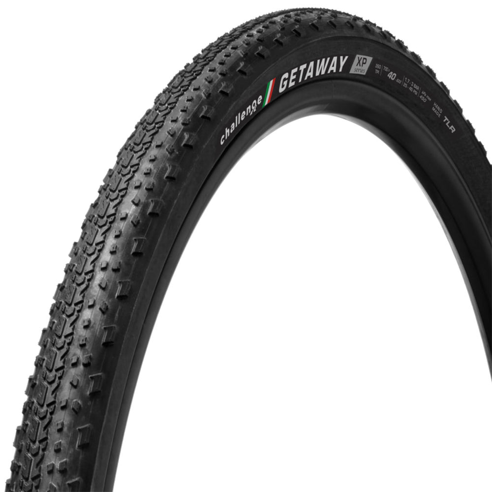 Challenge Tire Getaway XP TLR Tire, 700 x 40 Black