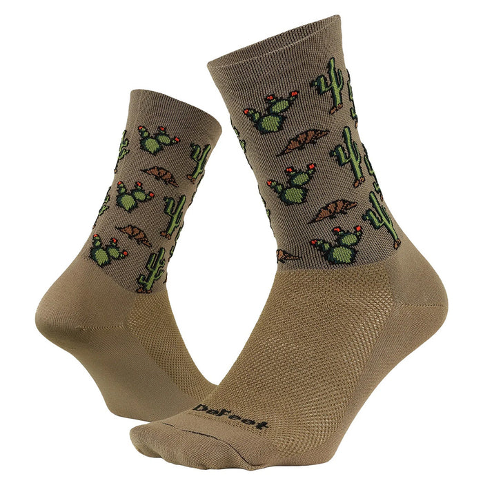 DeFeet Aireator 6" Cactus Socks, 7-9, Tan