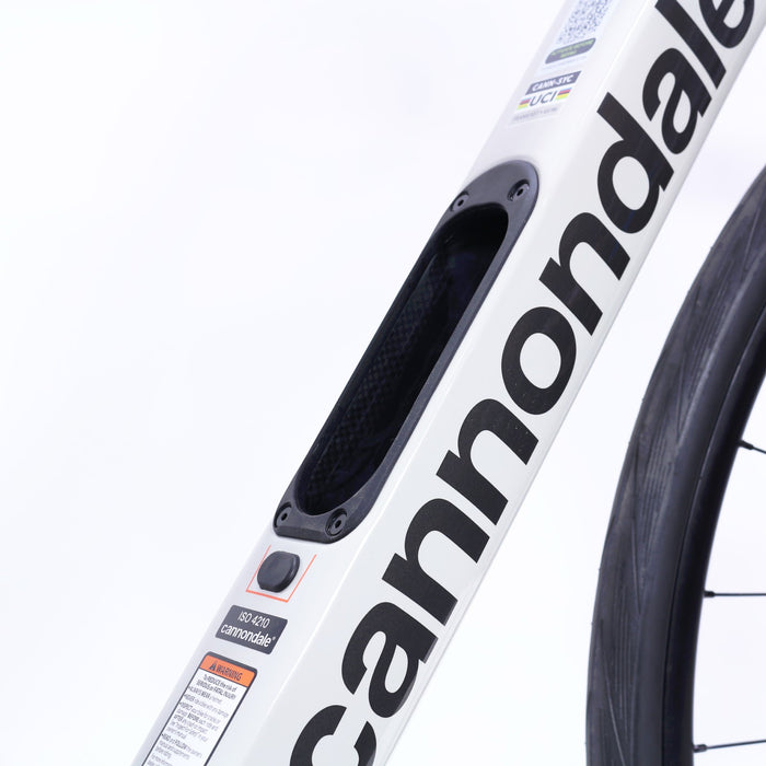 B-Grade Cannondale Synapse Carbon 4 Chalk 51cm 105 Di2 Disc Brake Road Bike
