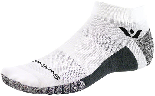 Swiftwick Flite XT Ankle Socks - White, Small