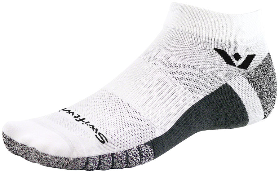 Swiftwick Flite XT Ankle Socks - White, Small