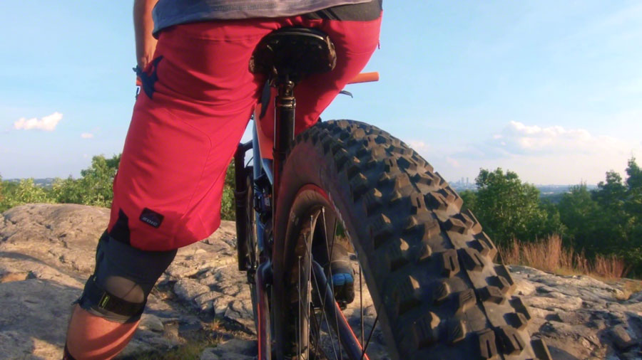 Vittoria Agarro Trail Tire, TLR/TNT, 29x2.6, Anth/Blk