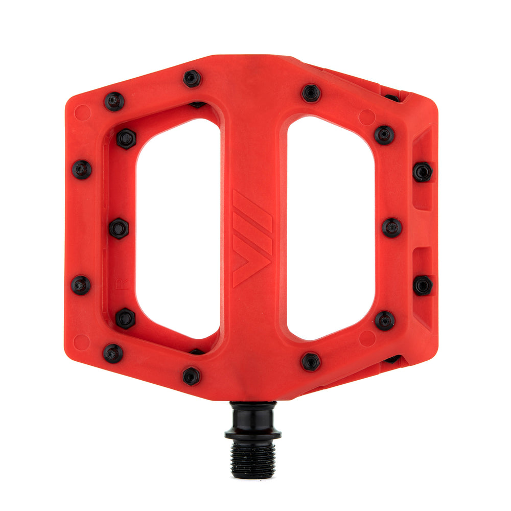 DMR V-11 Pedals, 9/16" - Red