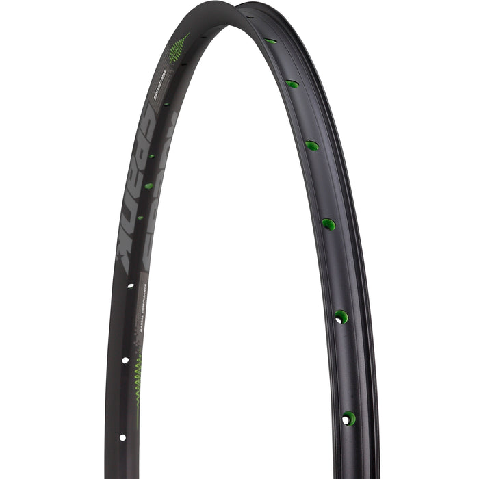 Spank Flare 24 Vibrocore 700c Rim, 32h - Black